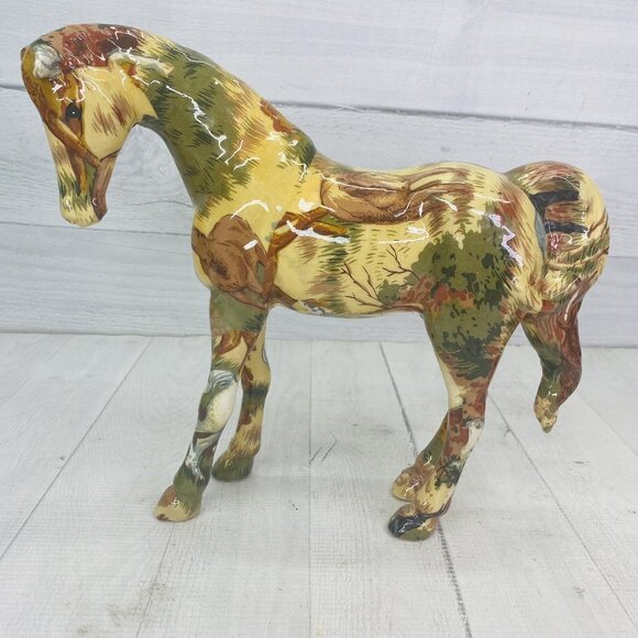 Patchwork MARE HORSE Grassland With Multi Colored Horse 10" Tall Resin Figurine - Picture 2 of 13